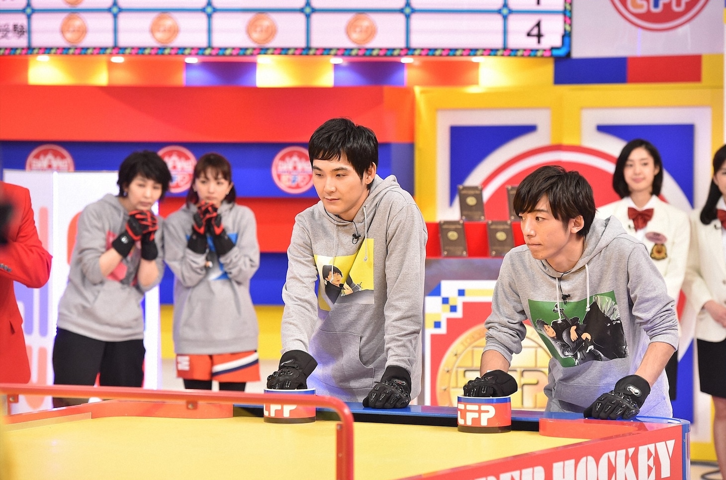 「ハイパーホッケー」のワンシーン。(c)TBS