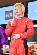 メイプル超合金カズレーザー