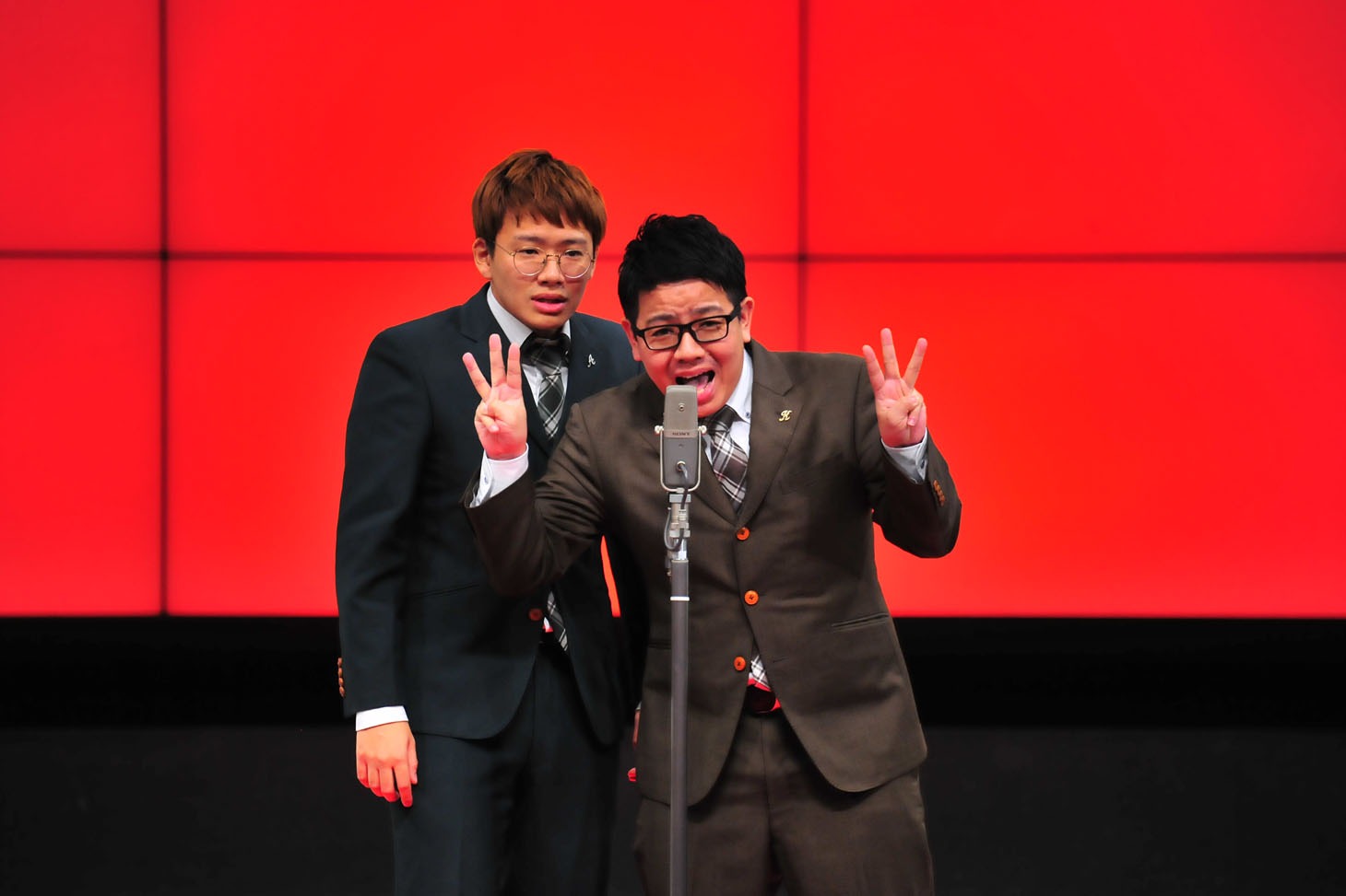 話題賞を獲得したミキ。