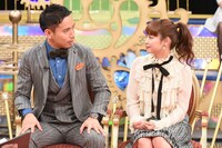 左から長友佑都、平愛梨。(c)日本テレビ