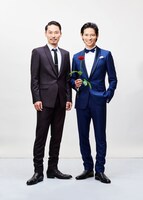 司会進行役を務める坂東工と久保裕丈氏。