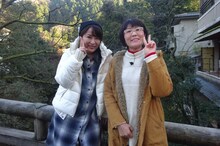 左から鈴木砂羽、オアシズ光浦。(c)読売テレビ