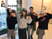 左から海原やすよ ともこ、ギャロップ毛利、Span!マコト。