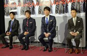 左から名倉潤、堀内健、原田泰造、前田司郎。