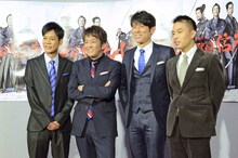 左からネプチューン、前田司郎。