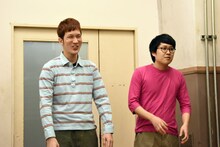 佐々木のクセの強さを千鳥に相談したいというエマ。