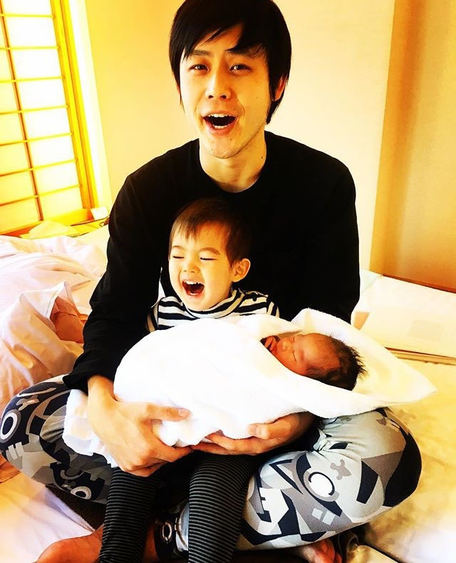 「どうも、必死原裕次郎です」オジンオズボーン篠宮に女児誕生、二児の父に