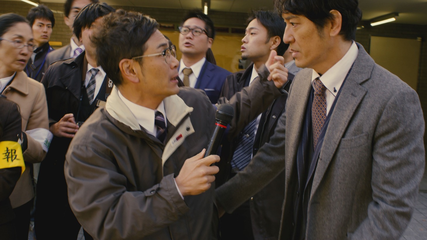 「増山超能力師事務所」のココリコ遠藤出演シーン。(c)読売テレビ