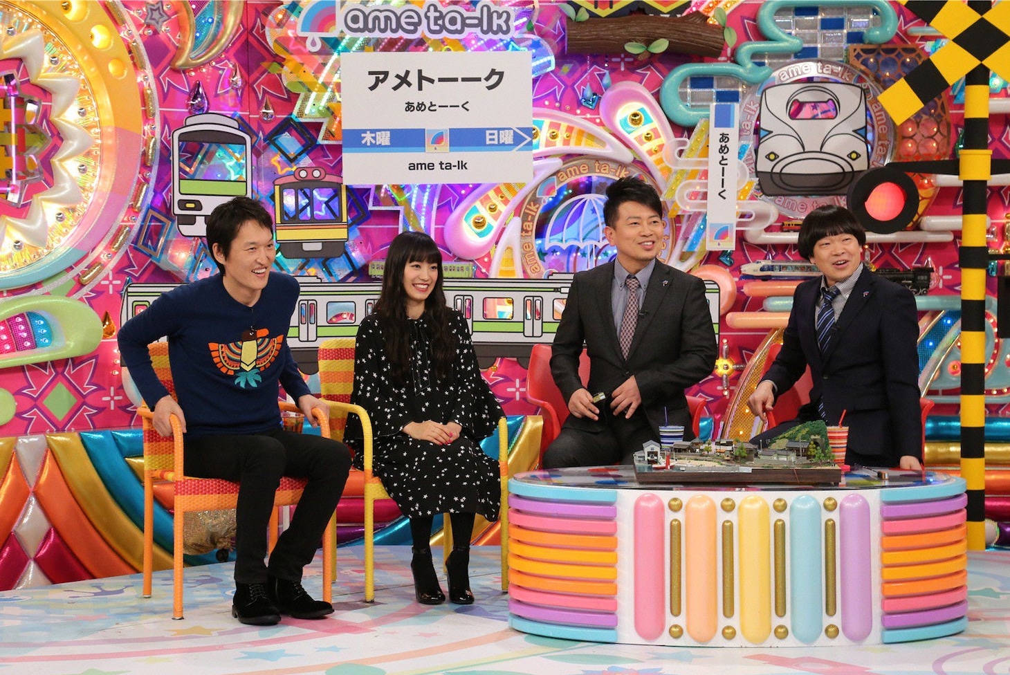 （左から）千原ジュニア、miwa、雨上がり決死隊。(c)テレビ朝日