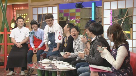 試食時のワンシーン。(c)CBC