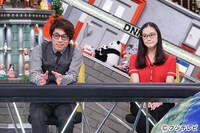 （左から）ロンドンブーツ1号2号・田村淳、蒼井優。