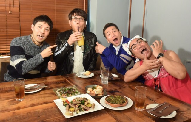 「上田ちゃんネル」に出演する（左から）浜ロン、古坂大魔王、くりぃむしちゅー上田、桐畑トール。(c)テレビ朝日