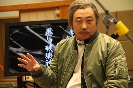 ロバート秋山扮する明智國重。(c)NHK