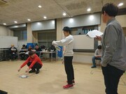 「太陽は歯を喰いしばる」の稽古風景。