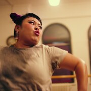 渡辺直美が「アタック」新CMで汗だくダンス