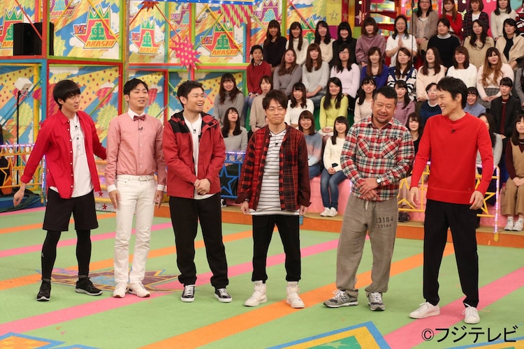 ジュニア ケンコバ ノンスタ石田 ウーマン村本ら芸人チーム Vs嵐 登場 お笑いナタリー ジュニア ケンコバ ノンスタ石田 ウーマン村本ら芸人チーム Vs嵐 登場 お笑いナタリー