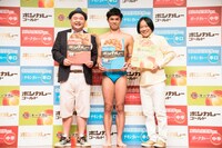 左から内山信二、小島よしお、永野。