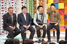 左からサンドウィッチマン、どぶろっく。(c)BSフジ