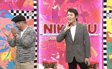 左からケンドーコバヤシ、千原ジュニア。(c)読売テレビ