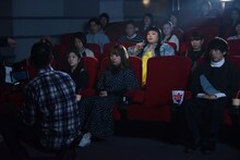 映画「ラ・ラ・ランド」のCM撮影に臨む渡辺直美。