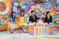 （左から）井森美幸、藤田ニコル、雨上がり決死隊。(c)テレビ朝日