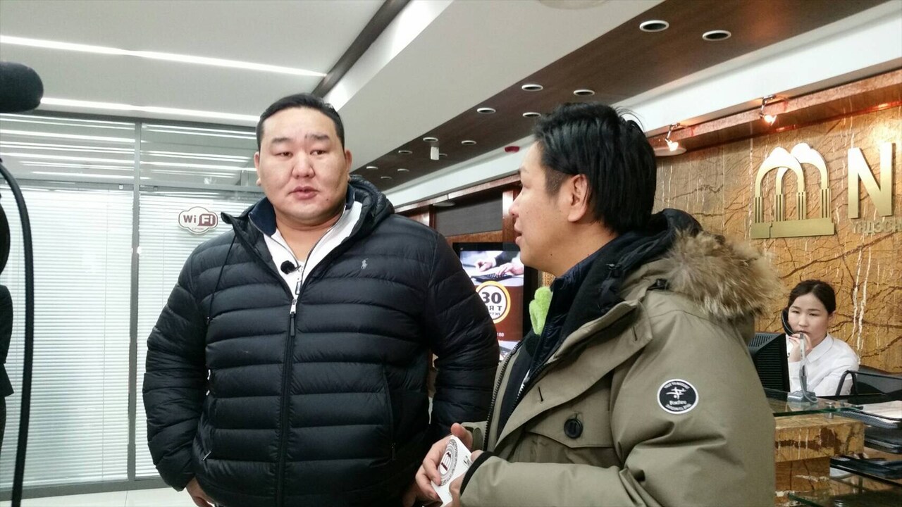 はんにゃ川島が朝青龍に、ジョイマン高木がマイク・タイソンに危険な質問