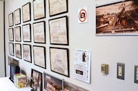 「覚えていますか？『8時だョ！全員集合』山田満郎セットデザイン展」の様子。