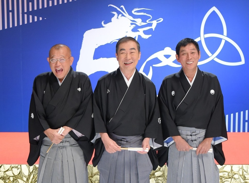 「桂文枝芸能生活五十周年記念特番『桂文枝の鶴瓶もさんまもいらっしゃい！』」に出演する桂文枝（中央）、笑福亭鶴瓶（左）、明石家さんま（右）。(c)ABC