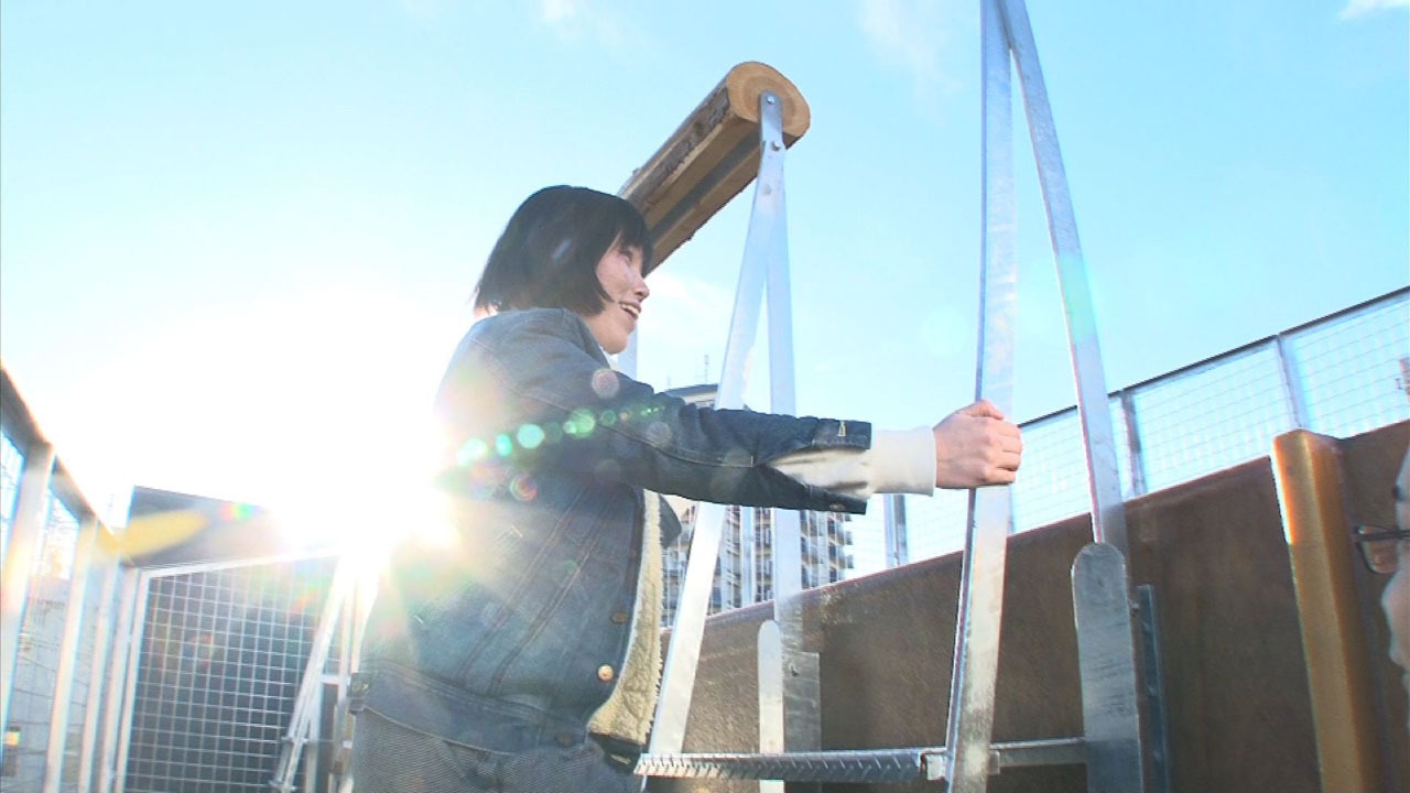 新居を探す尼神インター誠子。(c)MBS