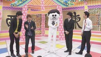 （左から）からし蓮根、西東さん、アナクロニスティック。(c)CTV