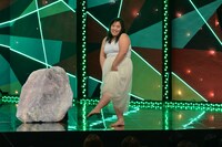 1本目のネタを披露するゆりやんレトリィバァ。