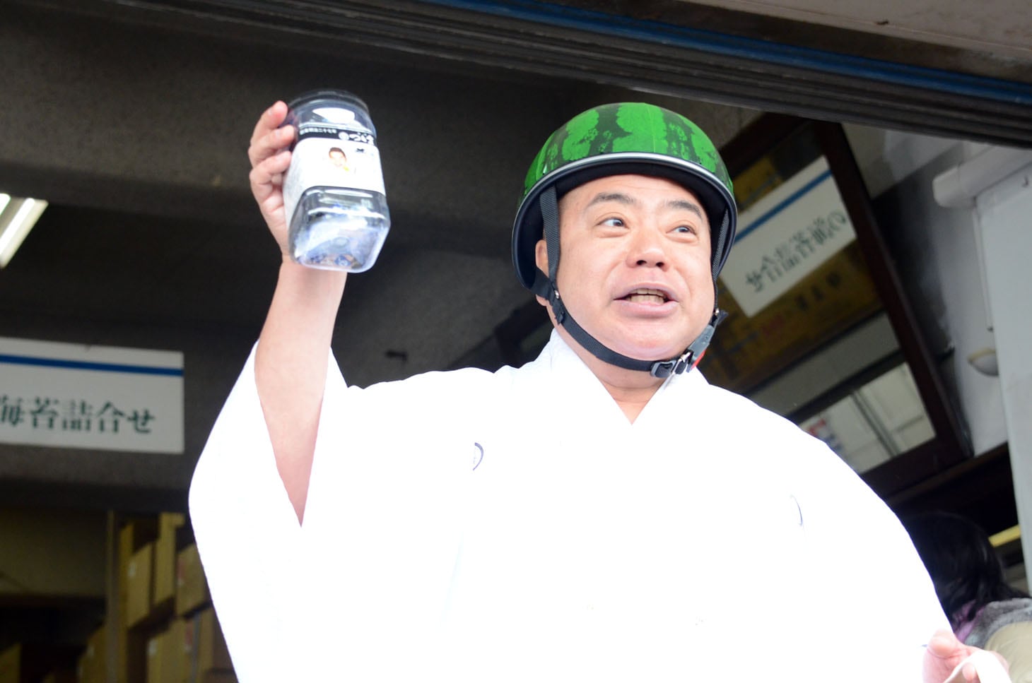 相席スタートとダイタクの芸人ステッカー発売 - お笑いナタリー