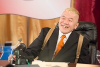 キャイ～ン・ウド鈴木 (c)メ～テレ