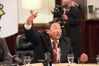 ロバート秋山 (c)メ～テレ