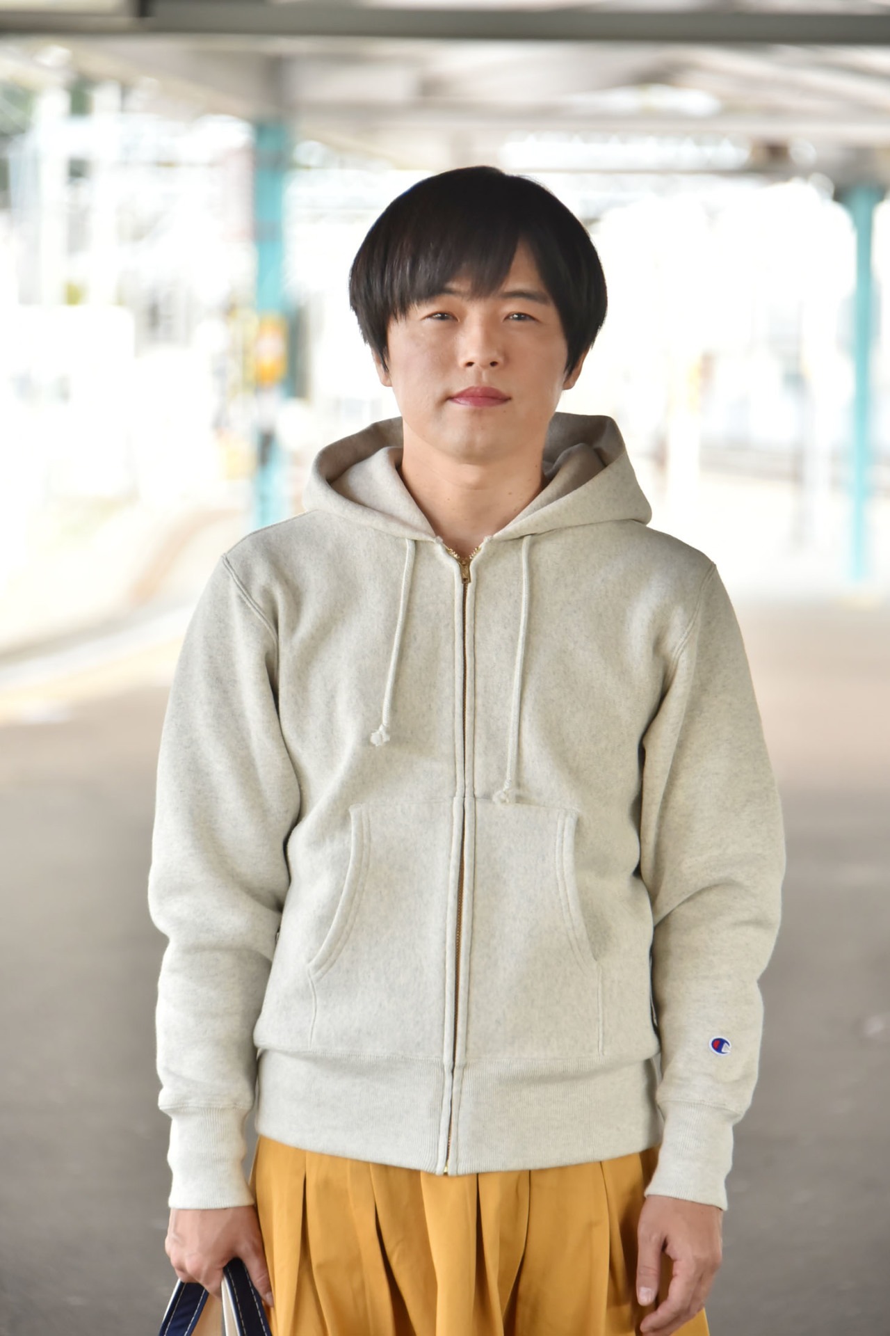 「架空OL日記」より、バカリズム演じる升野英知。