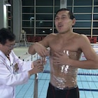 世界最速の泳ぎを目指すオードリー春日、参考にしたのはウナギとイルカ