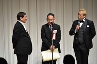 林家正蔵（中央）