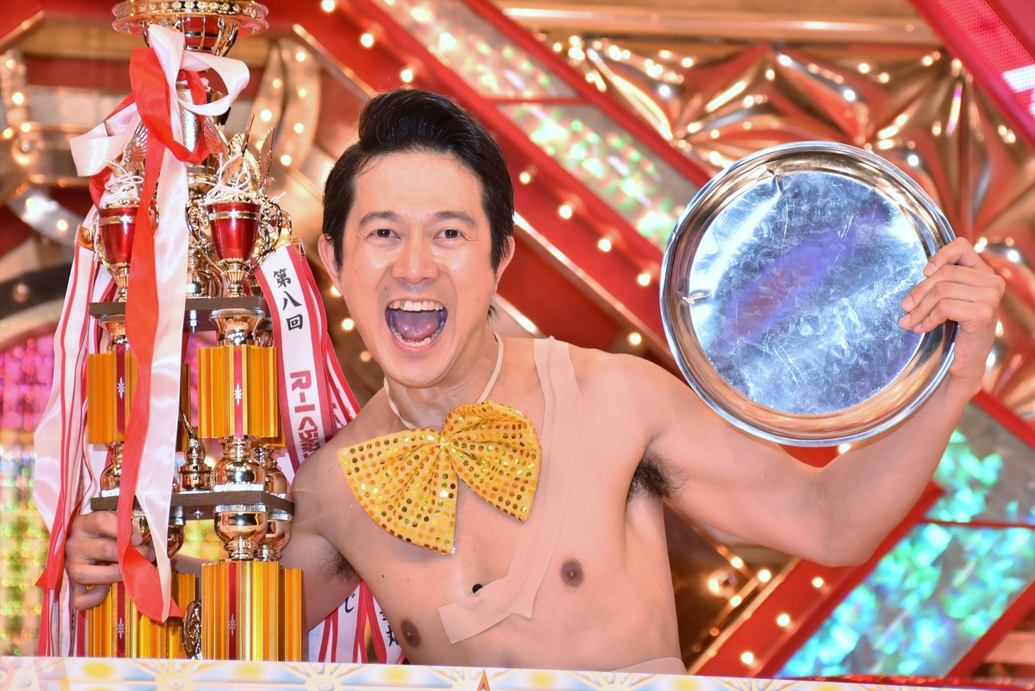 アキラ100%