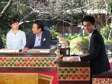 “ドS”な進行でおなじみの増田和也アナウンサー（右）。(c)テレビ大阪