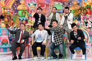 「アメトーーク！」に出演する「LOVEガラケー芸人」たち。(c)テレビ朝日