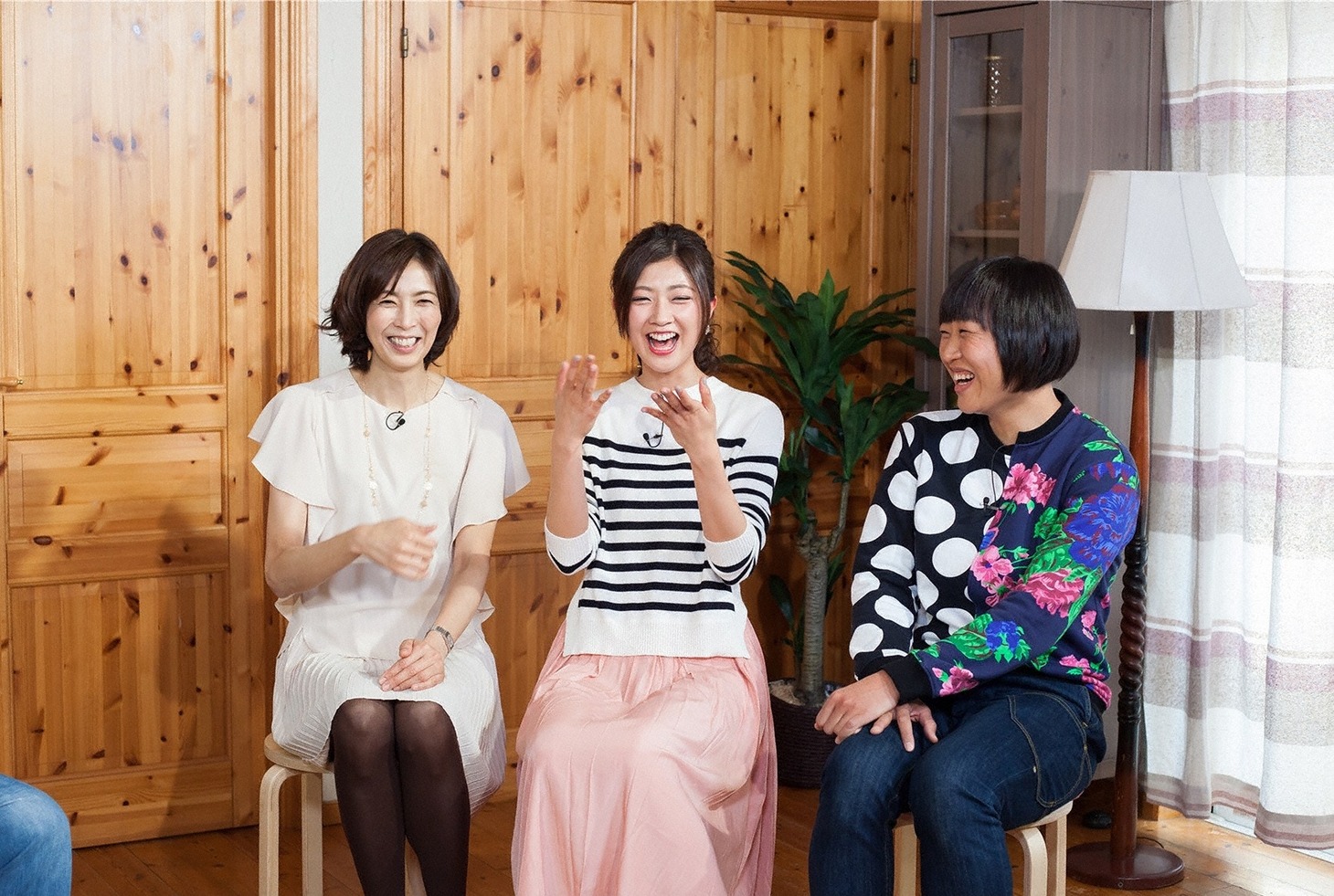 （左から）大林素子、熊井友理奈、南海キャンディーズしずちゃん。(c)ABC