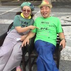 宮川大助が腰部手術、無事成功しストレッチャーの上で花子にOKサイン