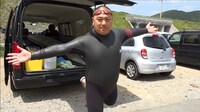 動画「極楽とんぼ山本圭壱の○本圭壱」のワンシーン。