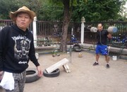 タイ・チェンマイを旅する千原せいじ。(c)読売テレビ