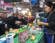 タイ・チェンマイを旅する千原せいじ。(c)読売テレビ