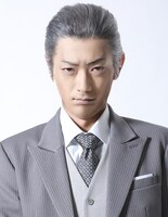 結城中佐を演じる谷口賢志。