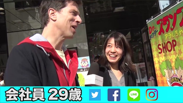 「パックンの心ゆさぶる1億人の投稿」のワンシーン。