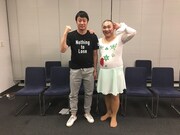 24時間生配信を終えた極楽とんぼ。