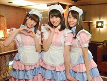 左から生田衣梨奈、佐々木彩夏、藤江れいな。