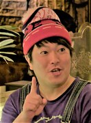 喫茶店「愛琳」の常連客として登場するGO！皆川。